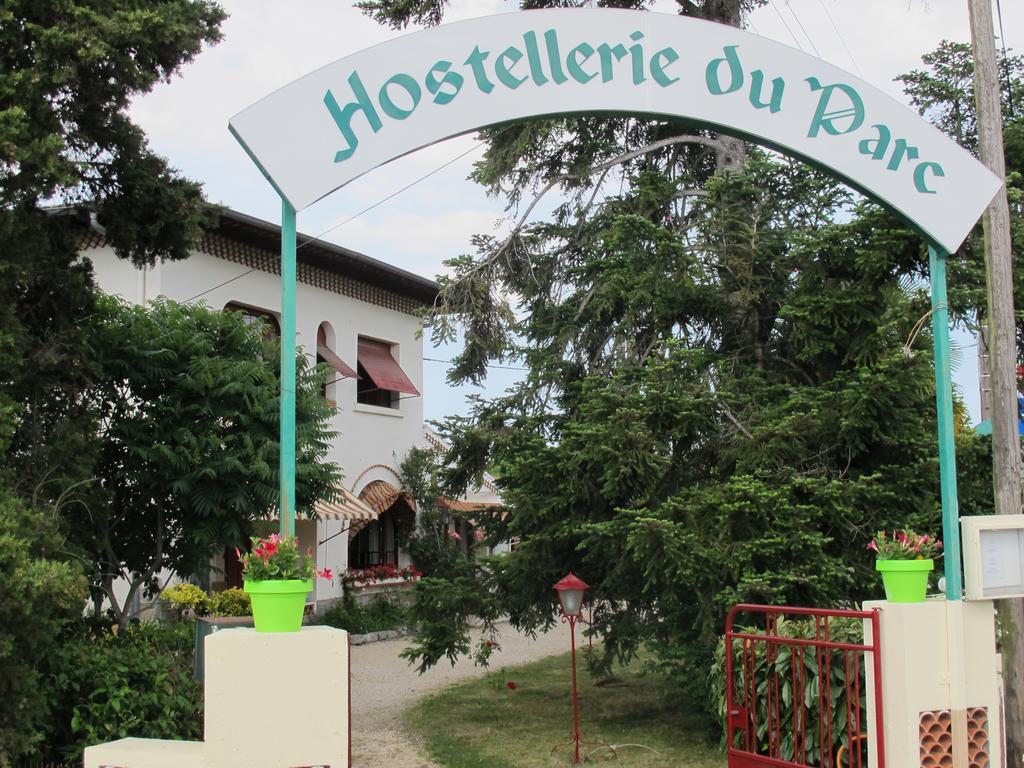 Hostellerie Du Parc Labarthe-Inard Buitenkant foto
