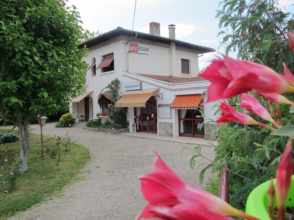 Hostellerie Du Parc Labarthe-Inard Buitenkant foto