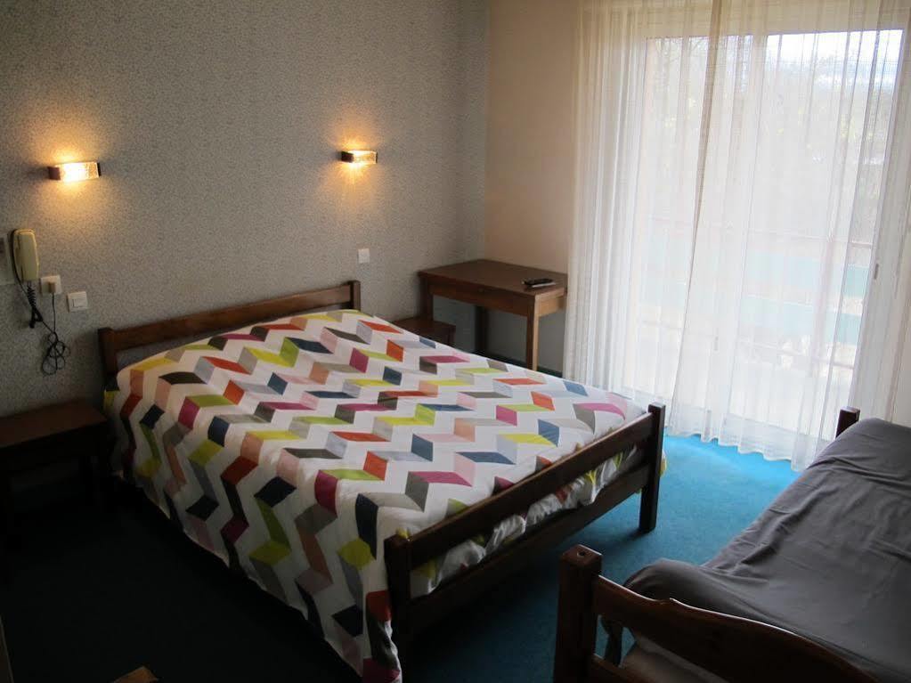 Hostellerie Du Parc Labarthe-Inard Buitenkant foto